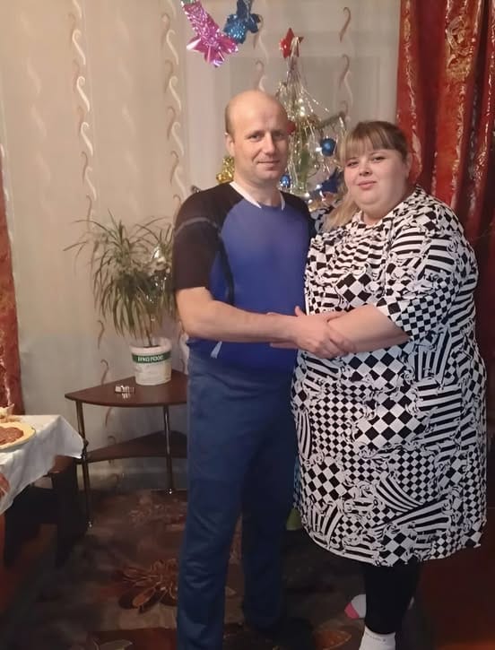 Момиче отслабна с почти 200 кг след като съпругът ѝ отиде при любовницата си: ето как изглежда днес
